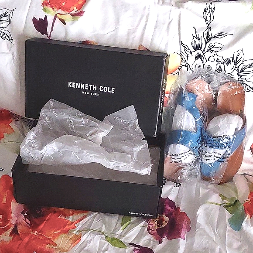 KENNETH COLE PALM SANDALS *CERULEAN/AZURE BLUE - Picture 16 of 17